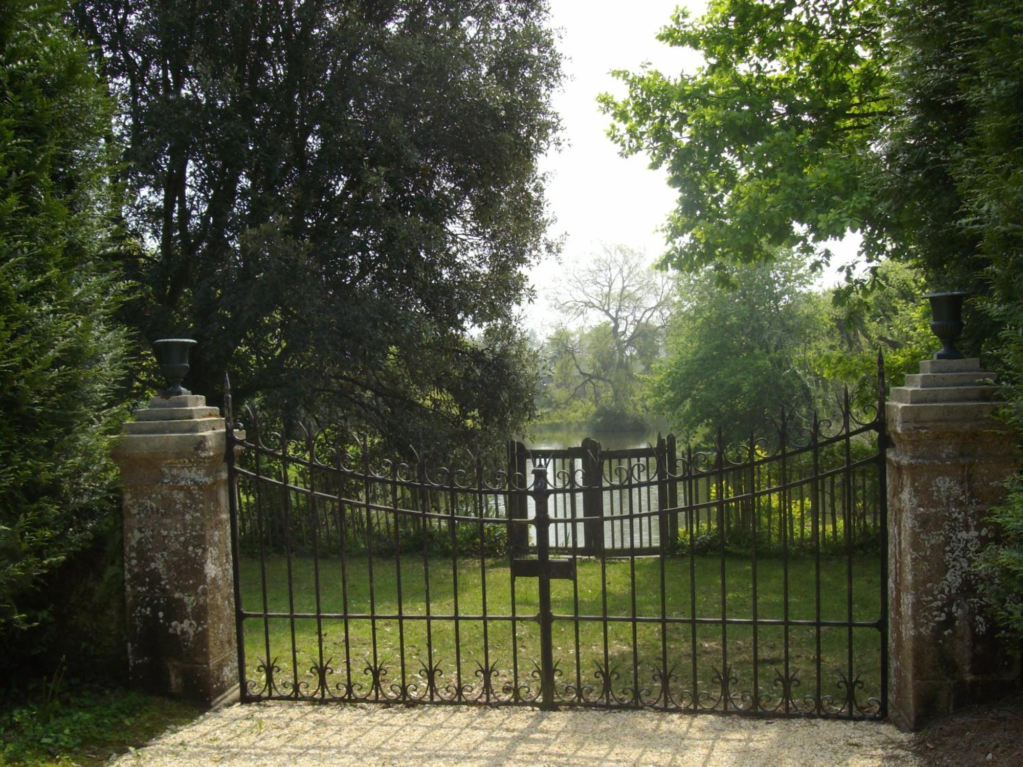 Bed and Breakfast Manoir De La Baronnie Saint-Malo Exterior foto